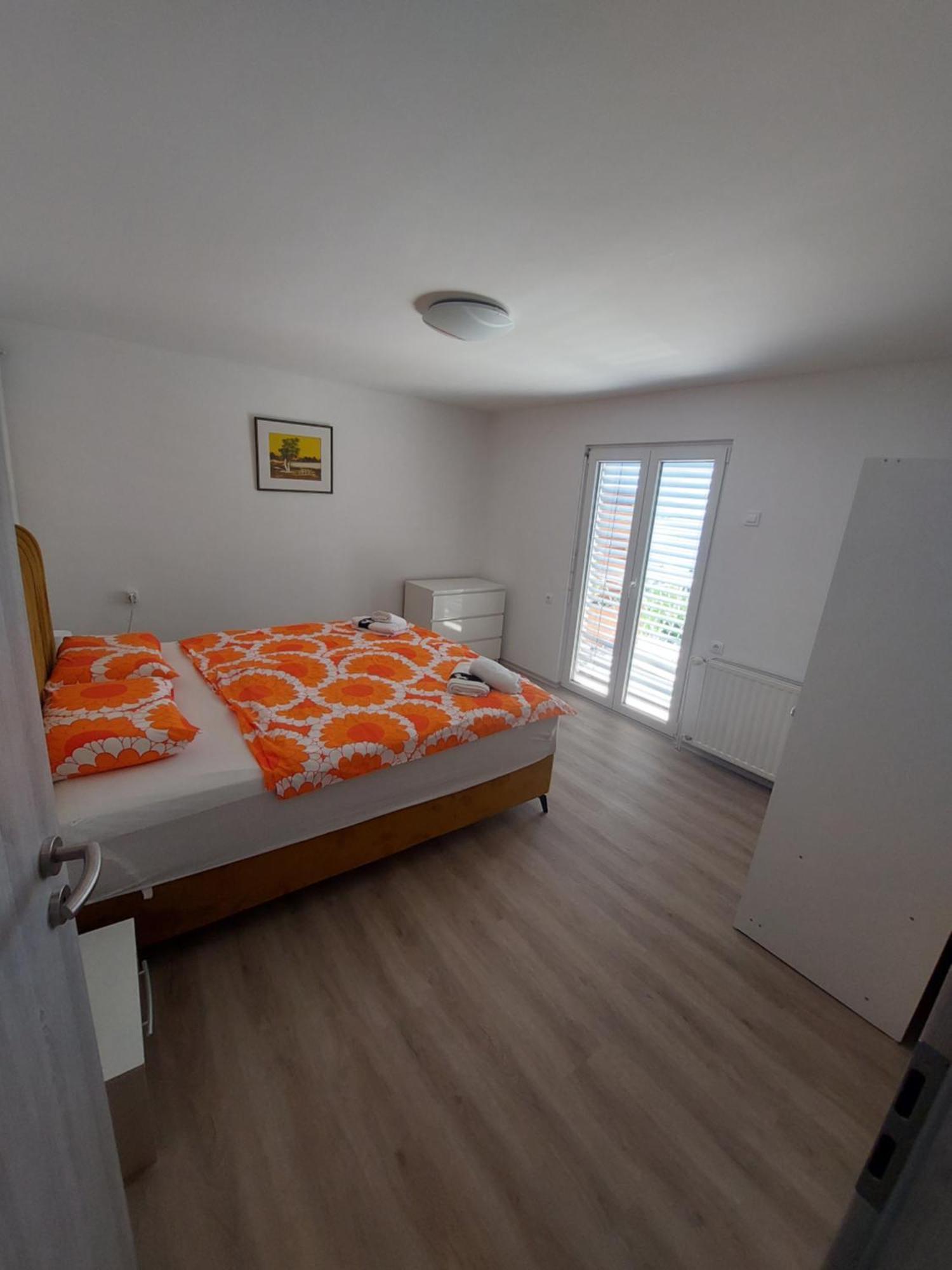 Apartma Ursa ポルトローシュ エクステリア 写真